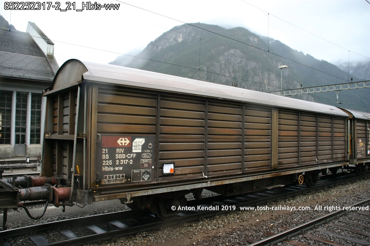 852252317-2_21_Hbis-ww.jpg